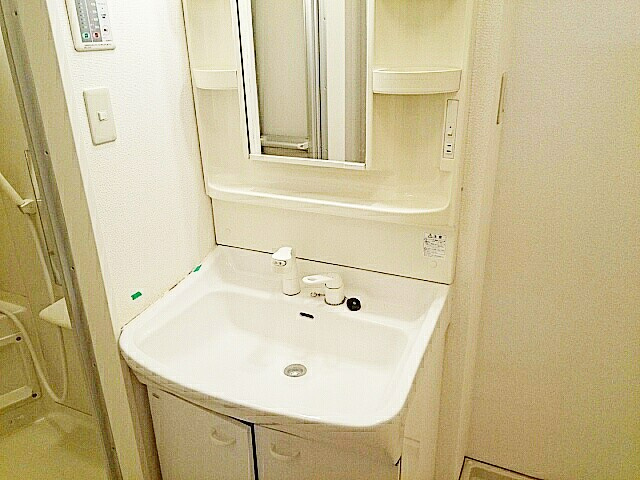 フォレストヒルズＡの独立洗面台