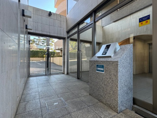 【エントランス】