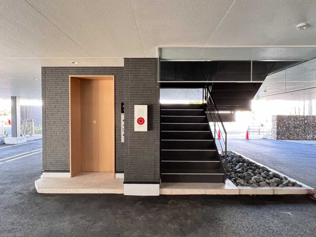 THE TERRACE KARIYA Ⅱのエントランス