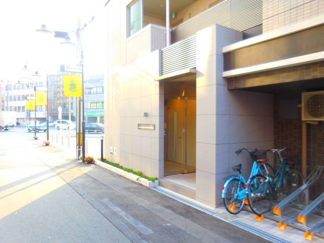 ＣＥＳＴＡ高槻のエントランス