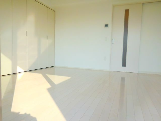 ＣＥＳＴＡ高槻の居間・リビング