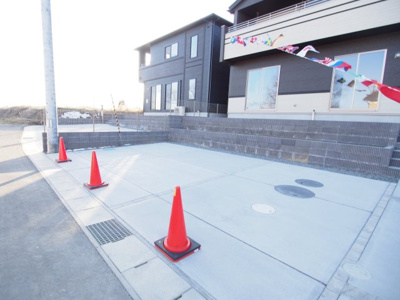 【駐車場】 | Blooming　Garden　本宮市青田孫市　11号棟