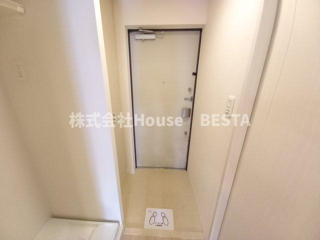 エステムプラザ神戸西Ⅴミラージュの玄関