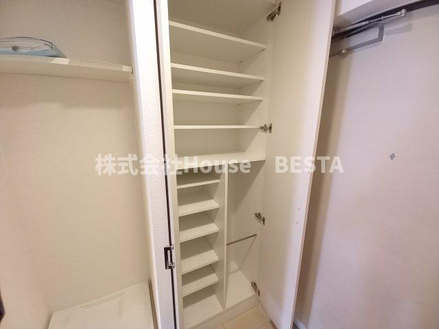 エステムプラザ神戸西Ⅴミラージュの収納