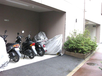 【駐車場】 | アヴィニティー上板橋　13649 | 駐輪場は敷地内であんしんです(^^)/