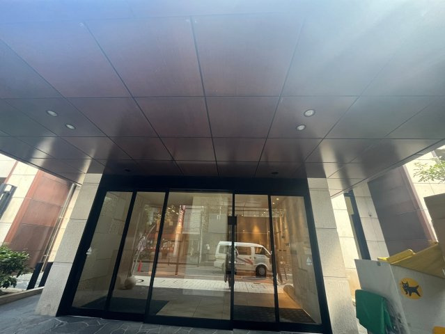 アルグラッド・ザ・タワー心斎橋のエントランス