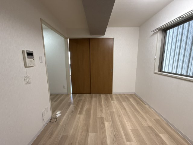 スタシオンの洋室