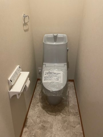 御井町　　３LDKのトイレ