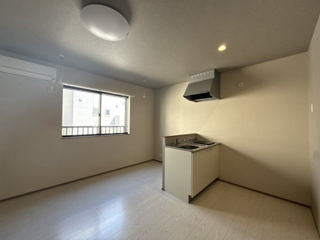 PLS　TOMINAGAの居間・リビング