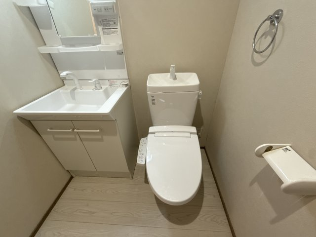 PLS　TOMINAGAのトイレ