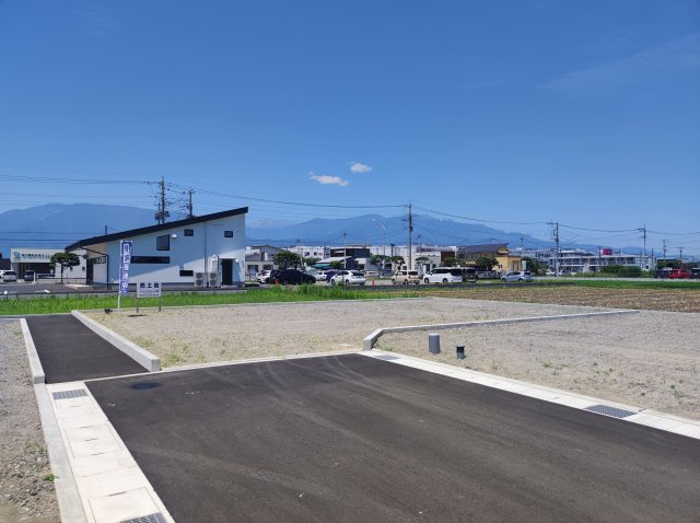 昭和町河東中島建築条件なし売地の画像