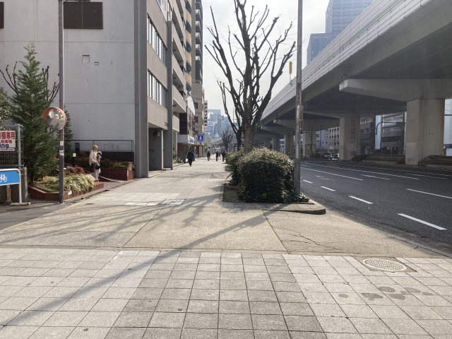 大阪市浪速区幸町１丁目の店舗事務所の周辺
