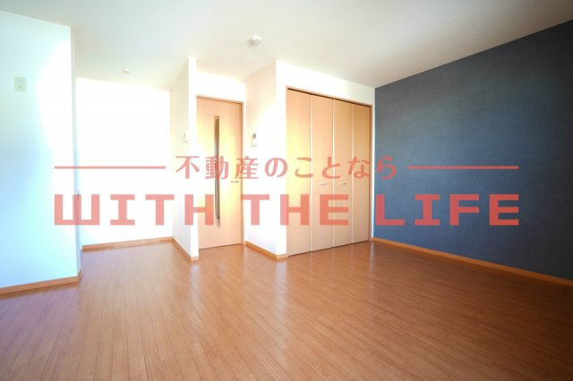 エトワール【キャッシュバック対象物件】の居間・リビング|ゆったり過ごせる居間です