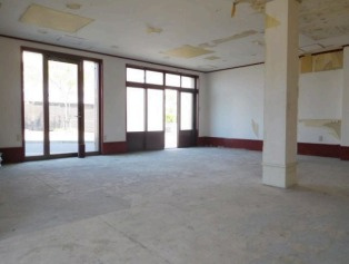 川口テナントの内装