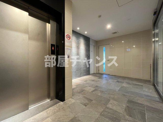 パルティール金山のロビー