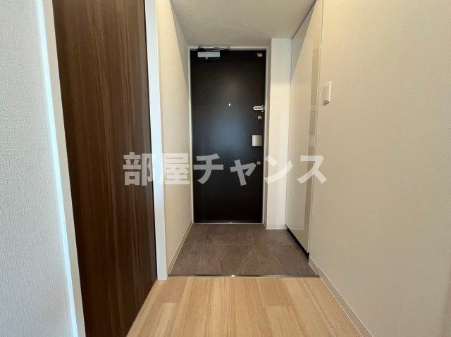 パルティール金山の玄関