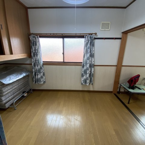 セトル若山の居間・リビング