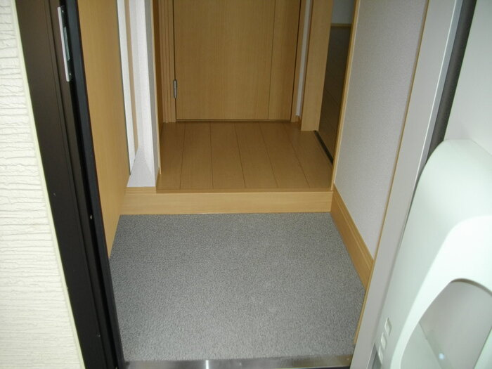 フォレスタ中央の玄関|玄関