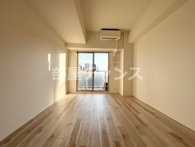 エスリード新栄プライムの居間・リビング|使いやすいリビングです