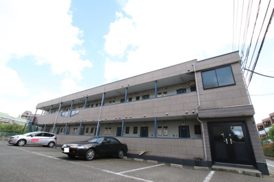 ★敷地内駐車場★（空き状況・使用料等詳細はご確認下さい）