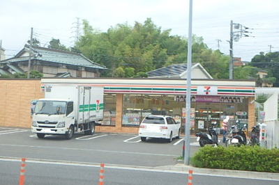 コンビニ