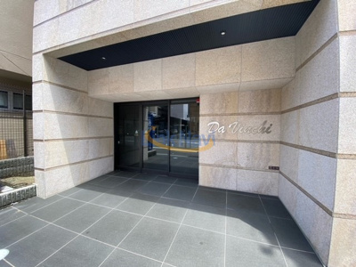 【エントランス】 | ダ ヴィンチ