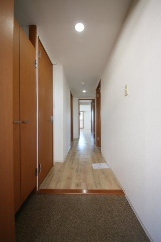 ボヌールの玄関