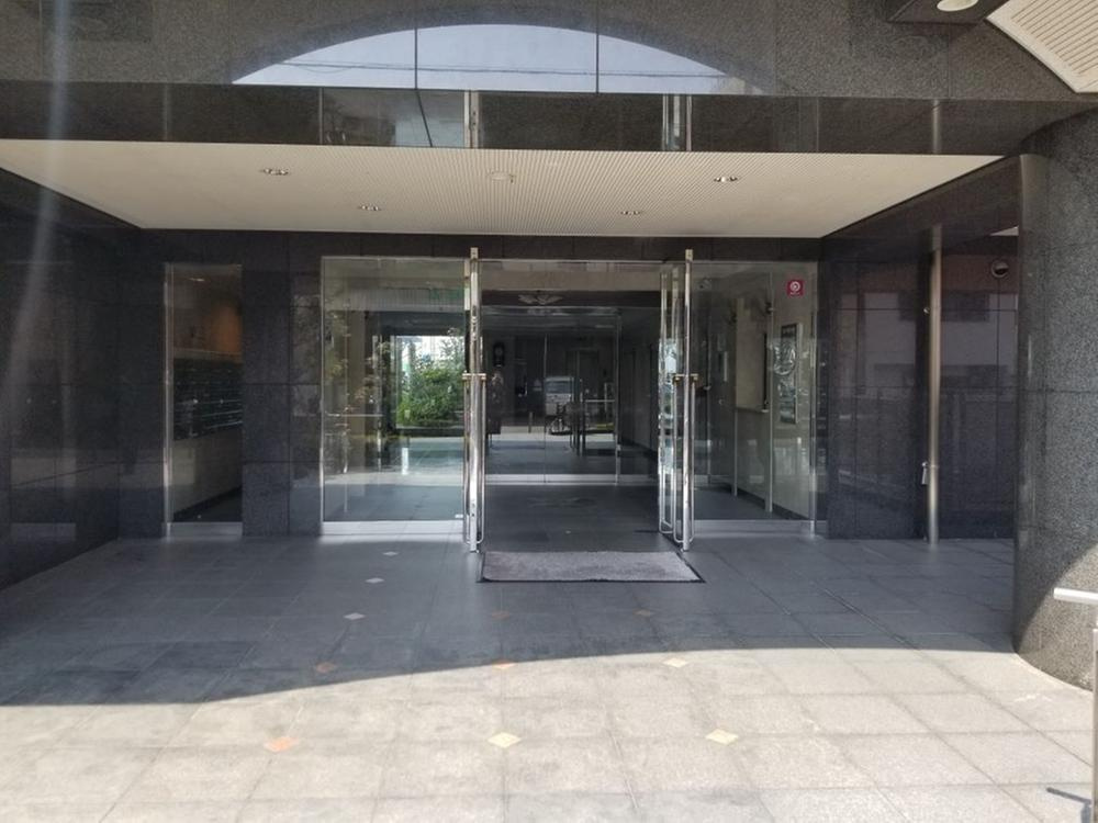ランフォルセ香里園のエントランス|エントランス■物件内覧・資金計画相談・住宅ローン相談、リフォーム相談、お問合せ受付中■
※当日・翌日のご内覧、ご相談はお電話でのお問合せがスムーズです！
