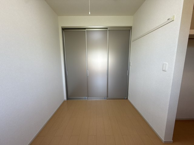 バーミィ　ガーデンⅡの寝室