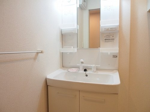 グランデール興浜Ⅱの洗面所