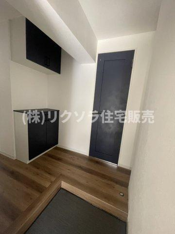 香里三井団地A13棟の内装|玄関内部
■物件内覧・資金計画相談・住宅ローン相談、リフォーム相談、お問合せ受付中■
※当日・翌日のご内覧、ご相談はお電話でのお問合せがスムーズです！