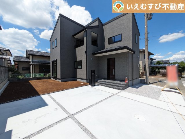 Livele Garden.S　本庄万年寺の外観|【完成済み】落ち着いた色合いがおしゃれな飽きのこない外観！
ゆっくりご内覧いただけますのでぜひ一度現地をご覧ください！夢が膨らみます♪