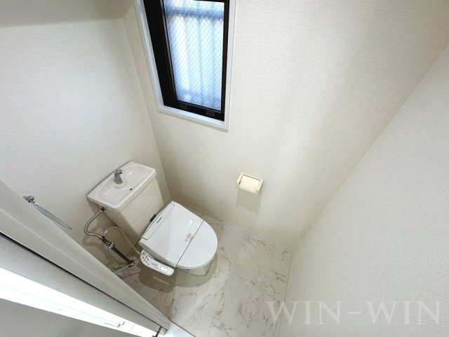 胡蝶羽根井のトイレ