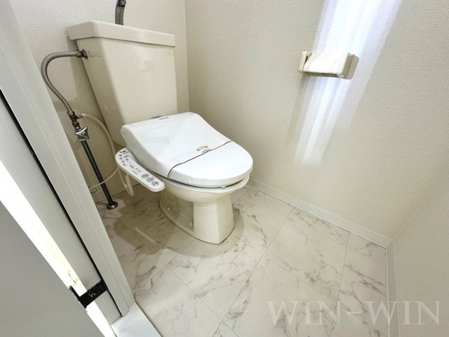 胡蝶羽根井のトイレ