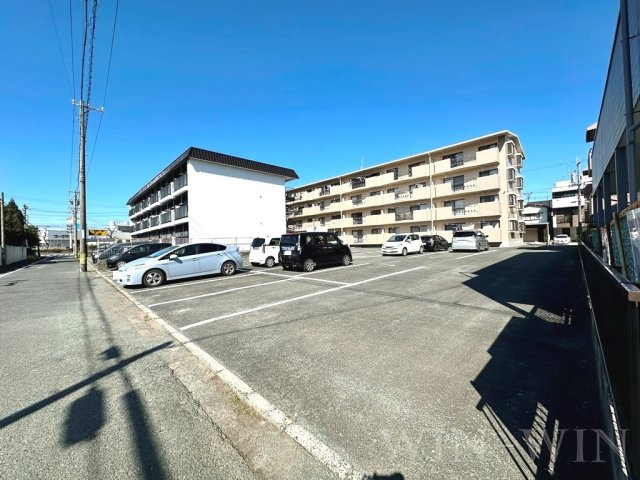 胡蝶羽根井の駐車場