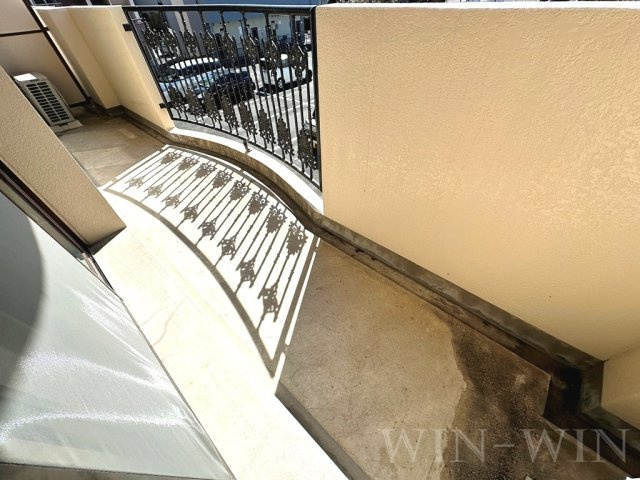 胡蝶羽根井のバルコニー