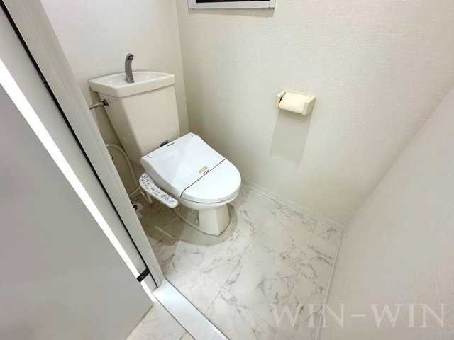 胡蝶羽根井のトイレ