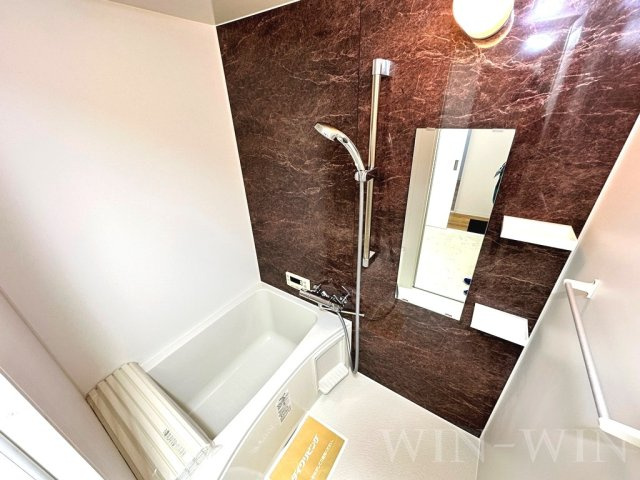 胡蝶羽根井の浴室