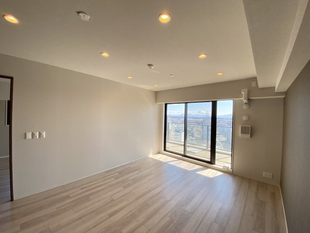 ☆成約☆プレミスト小山ステーションレジデンスの居間・リビング