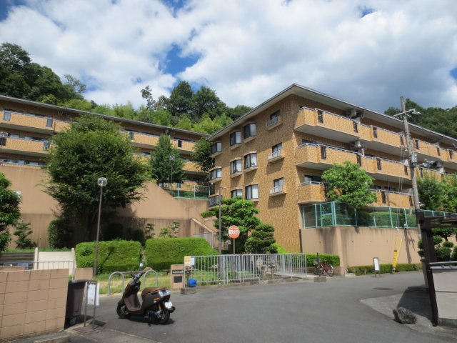 【外観】 | ライオンズマンション山科御陵