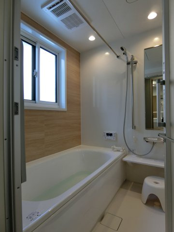 エムズガーデン福米東の浴室