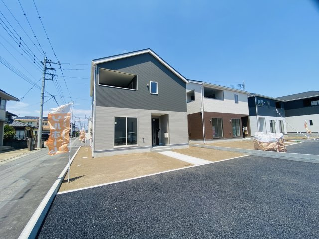 新築　前橋市総社町総社第7　クレイドルガーデン　1号棟の駐車場|現地写真　駐車スペースは並列2台分可能です！
