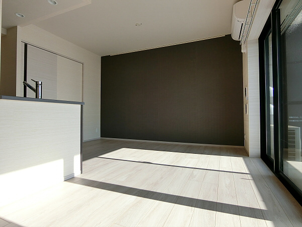 【居間・リビング】