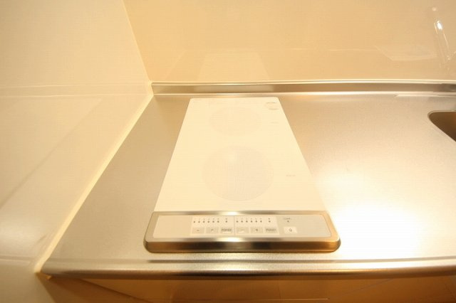 Star Lightの設備|２口IHコンロです