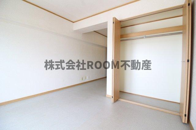 第7年見マンションの洋室|広々とした洋室です