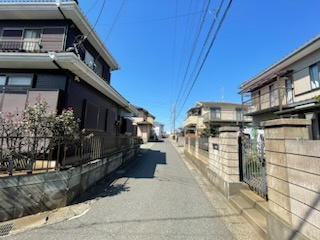【前面道路含む現地写真】