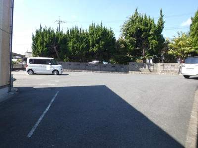 【駐車場】 | カーサグランデ | 駐車場完備です