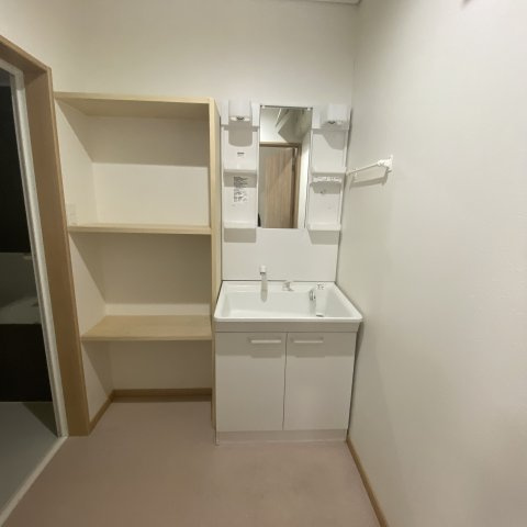 リヴァーハイツ輪西の洗面所