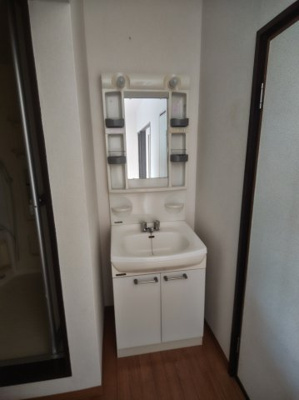 【洗面所】 | ウッディ・ナウ | 忙しい朝には欠かせない洗面所です