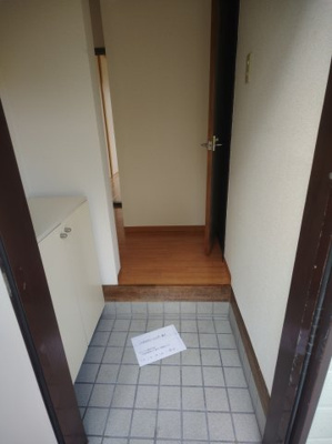 【玄関】 | ウッディ・ナウ | 明るい玄関です